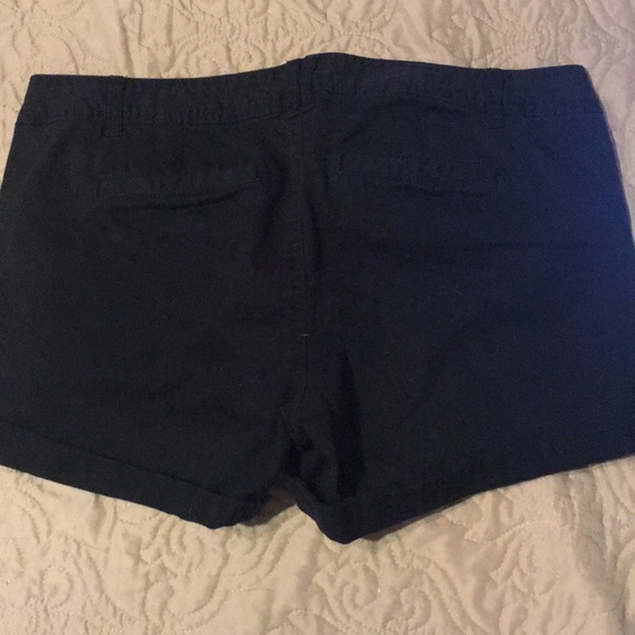 Black shorts - Picture 2 of 2